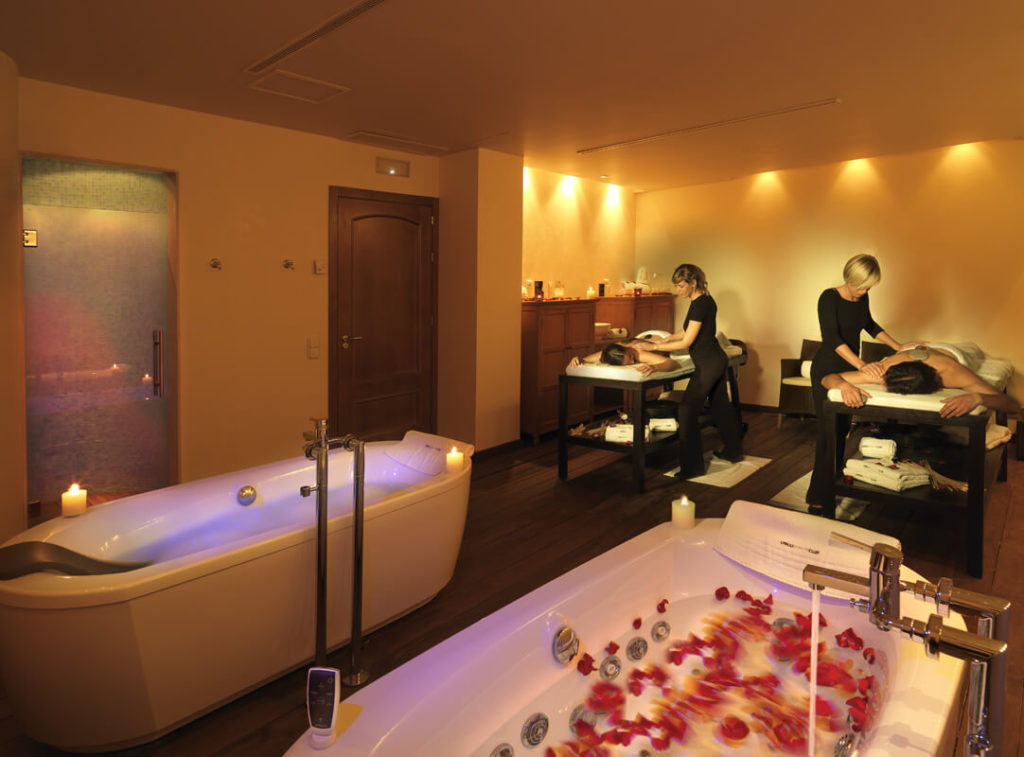 Planes Románticos: Spa con Masaje para Parejas en Hotel Westin 5* de Valencia