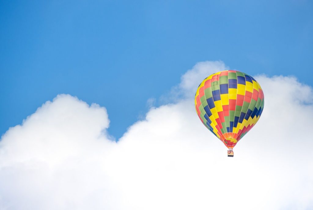 Planes Románticos: Vuelo en Globo con Cava y Fotos en Valencia