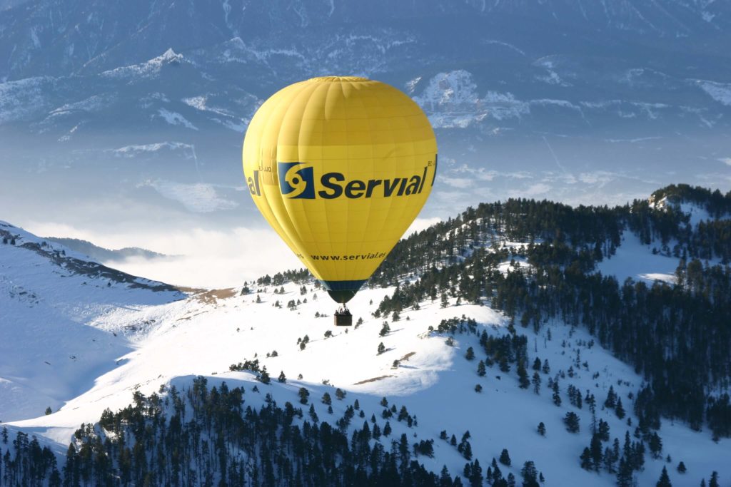 Vuelo en globo por los Pirineos de Lleida