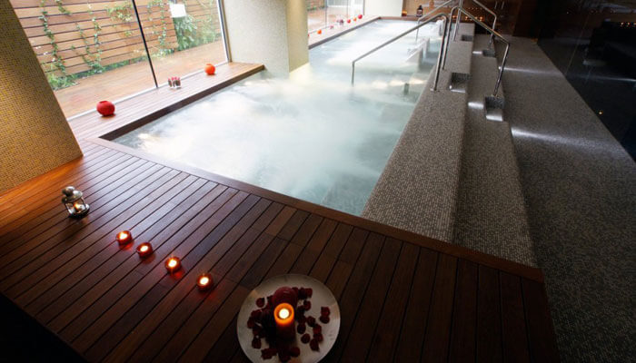 Spa y cena romántica en Barcelona
