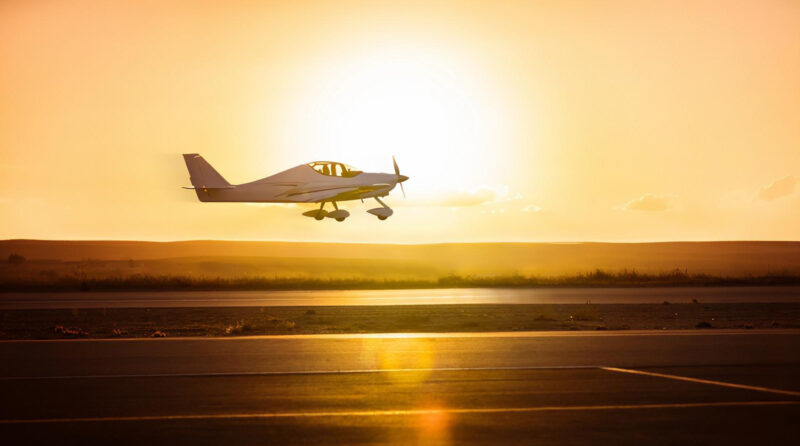 Regalos para hombres de 40 años: vuelo en avioneta