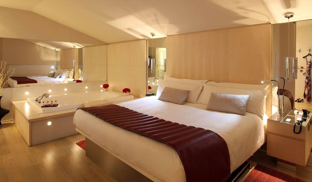 Hoteles románticos en Barcelona: Hotel Cram 4*