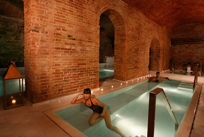 Regalar experiencias Barcelona: Baños termales Aire