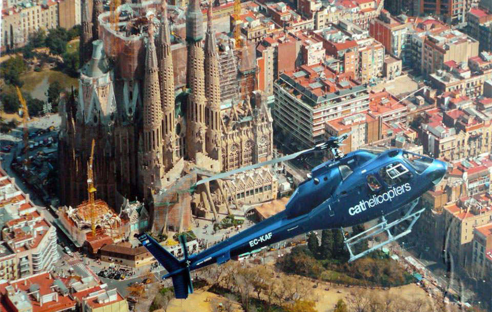 Regalar experiencias en Barcelona: vuelo en helicóptero