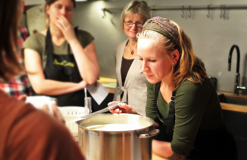 Regalos mujeres de 60 años: Curso cocinas del mundo