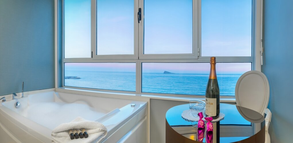 Hoteles con encanto Alicante: con jacuzzi en la habitación