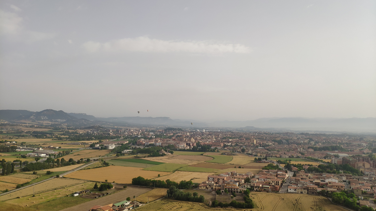 Primer vuelo en globo por Vic: vistas a Vic