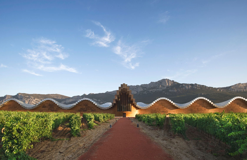 Bodegas La Rioja: Bodega Yisios