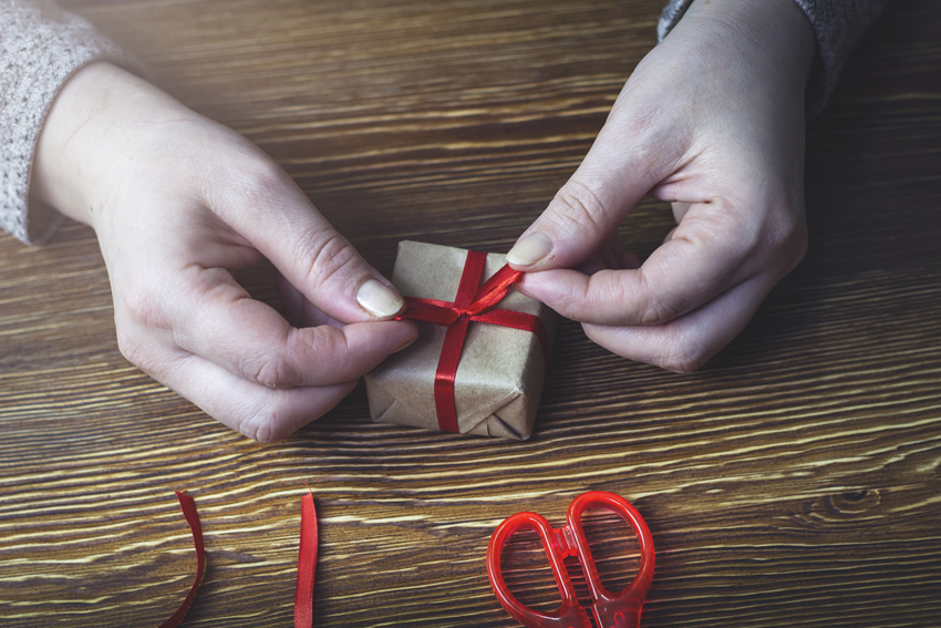 Cadeaux pour les beaux-parents : cadeaux personnalisés