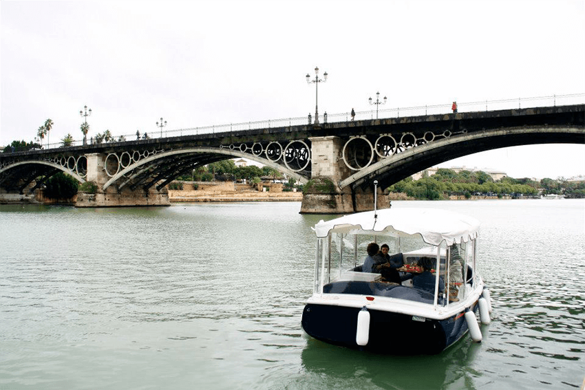 que-hacer-en-sevilla-con-ninos: Paseo Guadalquivir