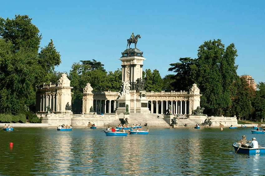 pack-romántico-madrid: Paseo en barca por El Retiro