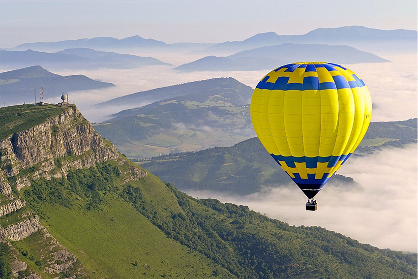 Viaje en globo aeróstatico: Vuelo montañas