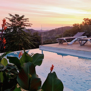 Escapada Relax con Jacuzzi en Hotel Petit Mirador 3* (Torrelles de Llobregat, Barcelona)