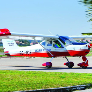 Piloto por un Día: Bautismo de Vuelo y Toma de Mando en Ultraligero con Fotos y Vídeo (Córdoba)