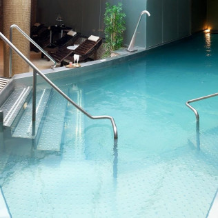 Experiencia Matinal: Desayuno con Circuito Spa y Masaje en Serena SPA @ Meliá Sarrià 5* (Barcelona)