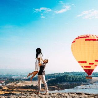 Viaje en Globo Romántico con Almuerzo para dos (La Rioja)