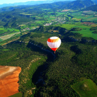Viaje en Globo Romántico con Almuerzo para dos (La Rioja)