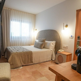 Escapada Relax con Spa Privado en Hotel Spa Porto Cristo 4* (Port de la Selva, Girona)