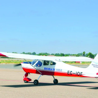Piloto por un Día: Bautismo de Vuelo y Toma de Mando en Ultraligero con Fotos y Vídeo (Córdoba)