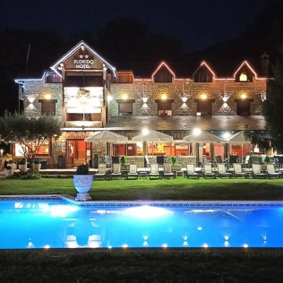 Escapada con Rafting en Hotel Florido (Sort, Lleida)
