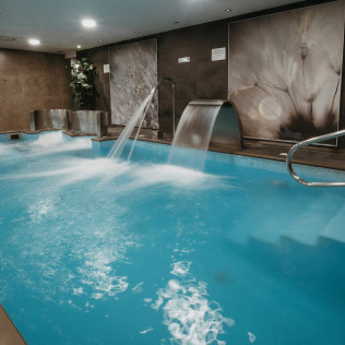 Circuito Spa para dos en AZZ Asturias Langrehotel 4* (Langreo, Asturias) - (V-S)