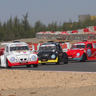 Conducción de un Fun Cup en el Circuito de Maspalomas (Gran Canaria)