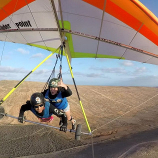 Vuelo en Ala Delta Biplaza con Fotos y Vídeo (Lanzarote, Las Palmas)