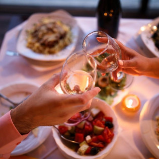 Comida o Cena para dos en el Restaurante Abrasador (28 localizaciones)