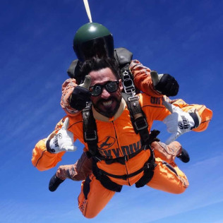 Salto Tándem en Paracaídas desde 4600 metros (Montes de Alvor, Portugal)