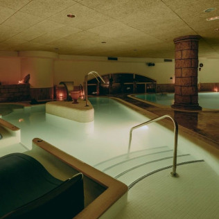 Circuito Spa y Masaje Artemisa en Thermae Spa (Málaga)