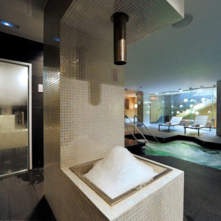 Circuito Spa con Desayuno y Masaje en Serena SPA @ Grums Hotel 4* (Barcelona)