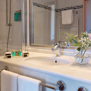 Escapada con Circuito Spa y Cena en Hotel Spa Galatea 4* (Sanxenxo, Pontevedra)