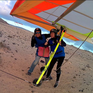 Vuelo en Ala Delta Biplaza con Fotos y Vídeo (Lanzarote, Las Palmas)