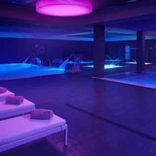 Circuito Spa en Recorrido Marino, Masaje Relajante y Cena Degustación en Hotel & Thalasso Villa Antilla (Orio, Guipúzcoa)