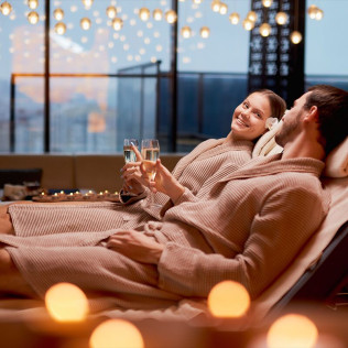 Circuito Spa Privado, Masaje de Aromaterapia y Cava para dos en Spa In Radisson Blu Resort 5* (Arguineguín, Gran Canaria)