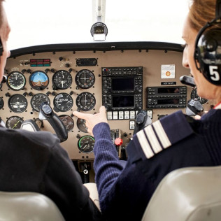 Vuelo Romántico en Avioneta para dos (Sabadell, Barcelona)