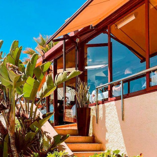 Masaje y Envoltura o Exfoliación con Opción a Jacuzzi Privado y Cena en Aguas del Sol Centro Wellness (Torremolinos, Málaga)