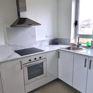 Escapada con Piscina y Jacuzzi en Apartamentos Oasis de la Cala (Finestrat, Alicante)