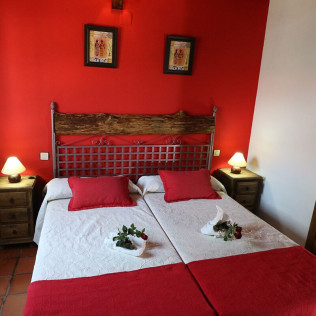 Escapada de 2 Noches  en Posadas de Granadilla (Zarza de Granadilla, Cáceres)
