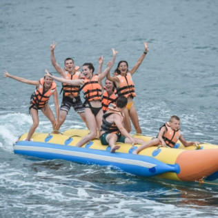Banana Boat (Roses, Girona)