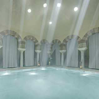 MIMMA 15: Baños Árabes y Masaje Relajante de 15 minutos en Hammam Al Andalus (Córdoba)