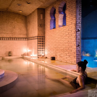Baños Árabes y Masaje de 15 minutos en Hammam Almeraya (Almería)