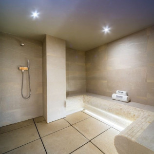 Circuito Spa con Masaje y Copa de Cava en Serena Spa Traveller - Hotel Barceló Marbella 4* (Marbella, Málaga)
