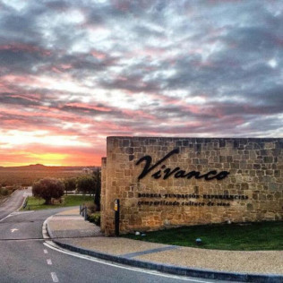 Visita Guiada a BODEGAS VIVANCO con Degustación de 2 Vinos (Briones, La Rioja)