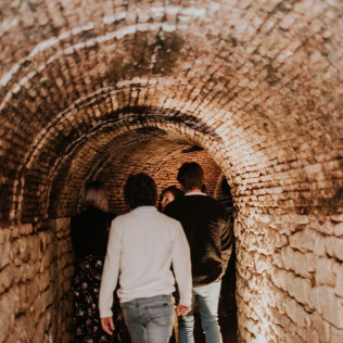 Visita a Bodegas Franco Españolas con Degustación de Vinos (Logroño, La Rioja)