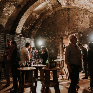 Visita a Bodegas Franco Españolas con Degustación de Vinos (Logroño, La Rioja)