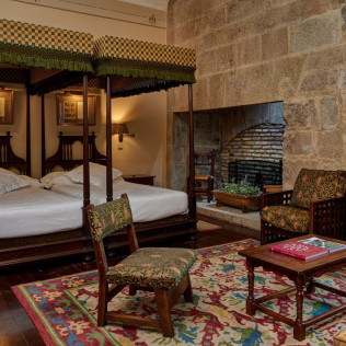 Escapada con Desayuno para dos personas en el Parador de Olite (Navarra)