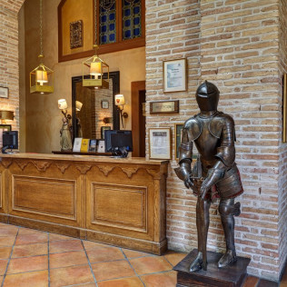Escapada con Desayuno para dos personas en el Parador de Olite (Navarra)