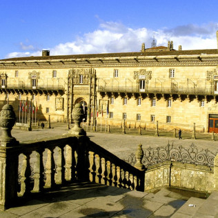 Escapada con Desayuno para dos personas en Parador de Santiago de Compostela 5* GL (A Coruña)