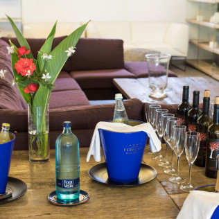 Escapada con Cata de Vino en Boutique Hotel Can Picó 4* (Pelacalç, Girona)